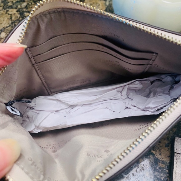 ♦️Set of 2 Bundle of Kate Spade Flower Spade dark beige pouch wristlet cc holder - Picture 3 of 3